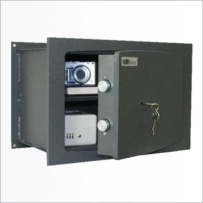 Встраиваемый сейф Safetronics STR 25M