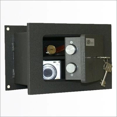 Встраиваемый сейф Safetronics STR14M