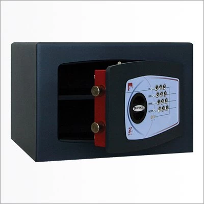 Мебельный сейф TECHNOMAX GMT/4
